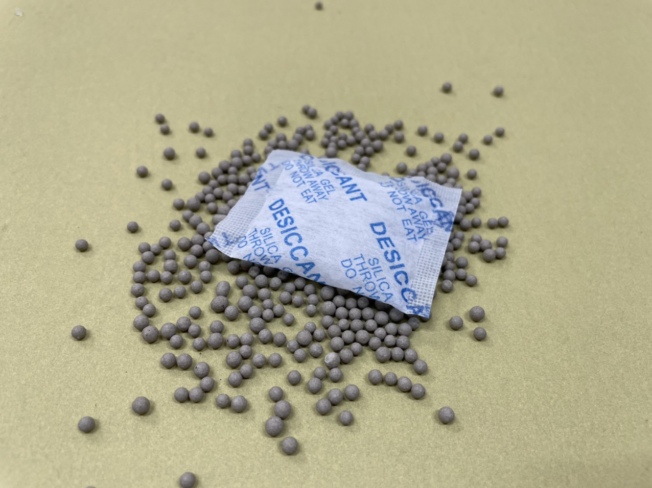 gói hút ẩm clay đất sét